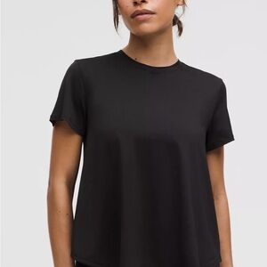 Lululemon Lightweight Split-Back Training T-Shirt
